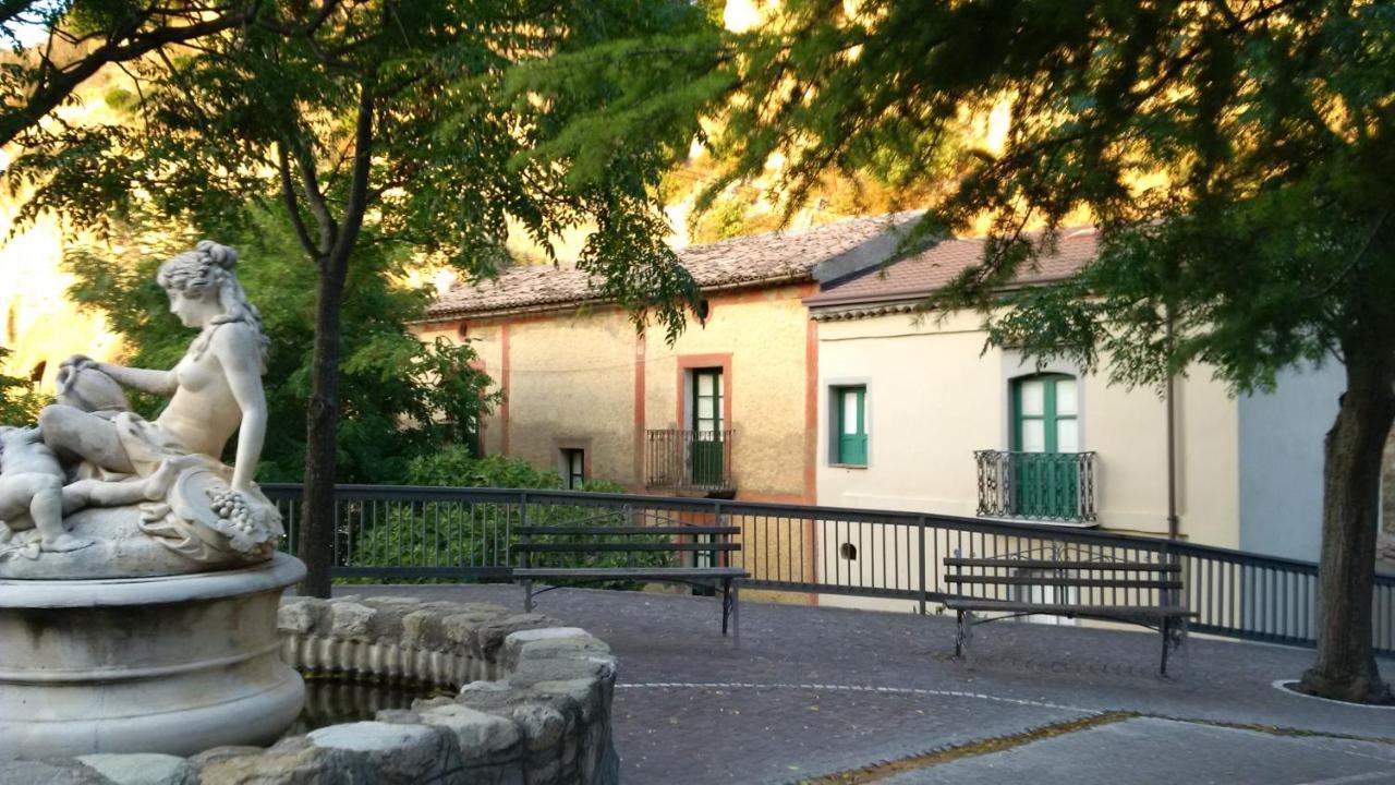 Villa El Sa Calopezzati Exteriör bild