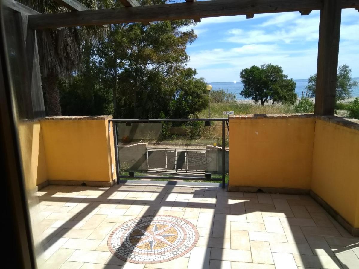 Villa El Sa Calopezzati Exteriör bild